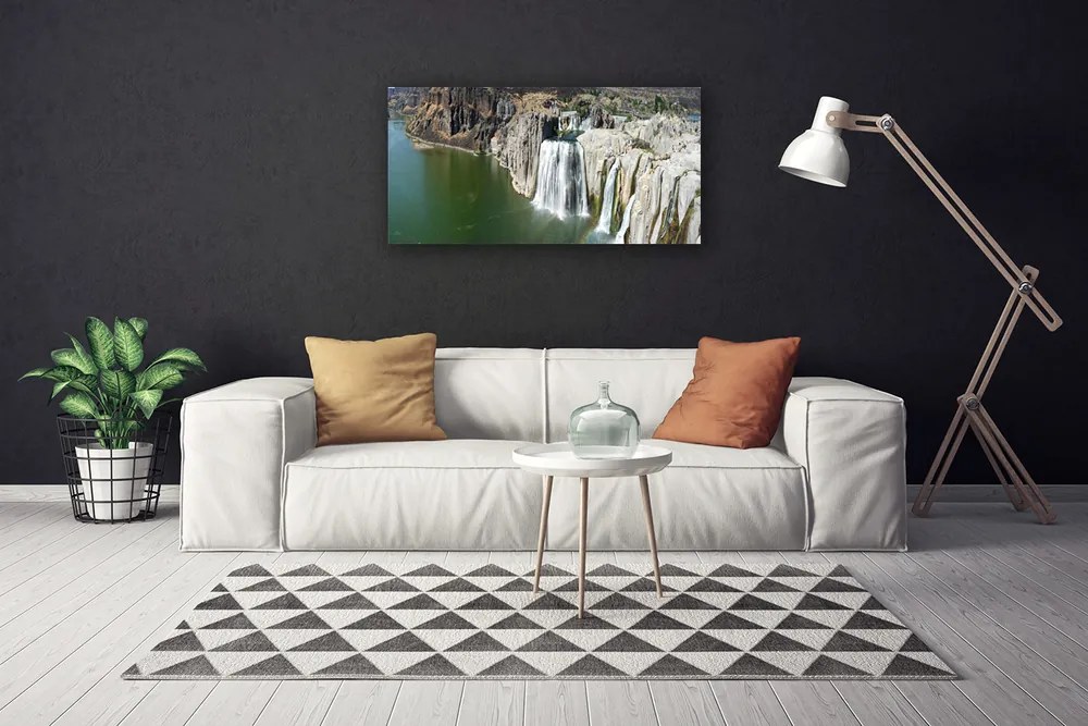 Obraz na płótnie Wodospad wpadający do Jeziora