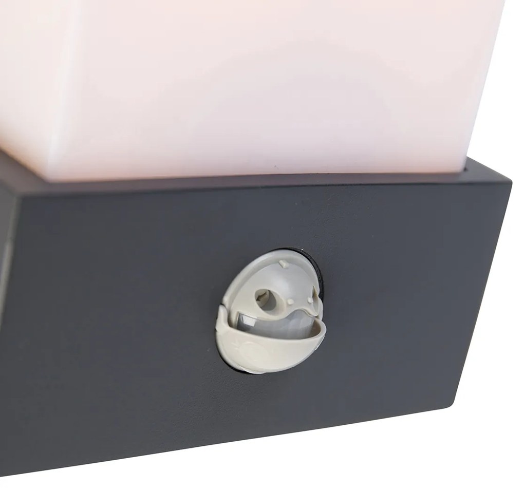 Lampa ścienna zewnętrzna ciemnoszara IP44 z czujnikiem ruchu - Tide