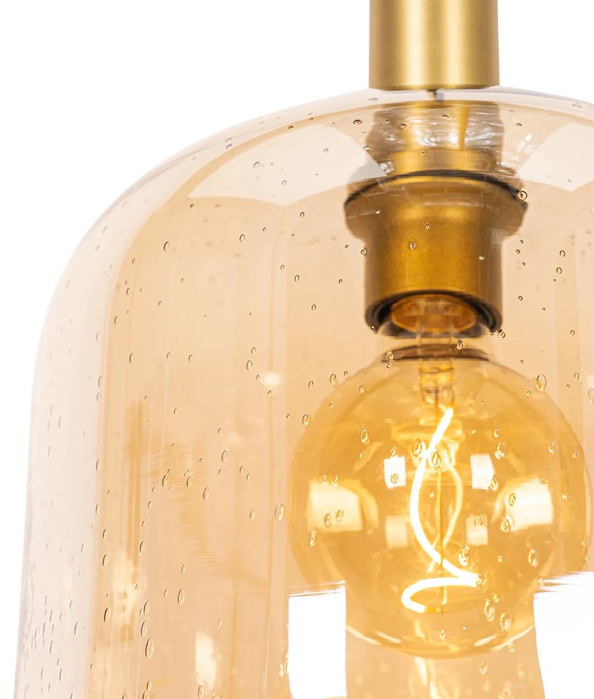 Designerska lampa wisząca czarna z mosiądzem i bursztynowym szkłem - ZuzannaDesignerski Oswietlenie wewnetrzne