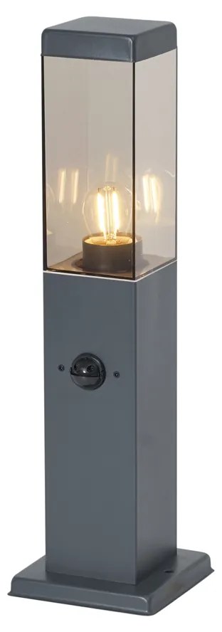 Zewnetrzna Lampa zewnętrzna ciemnoszara z przydymionym szkłem 45 cm IP44 z gniazdem i czujnikiem ruchu - Malios Nowoczesny Oswietlenie zewnetrzne