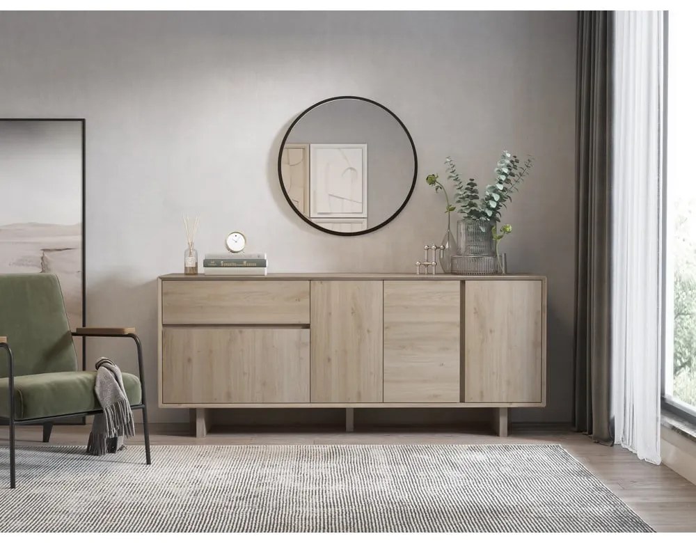 Komoda w dekorze dębu w naturalnym kolorze 180x76x45 cm Carpi – Marckeric