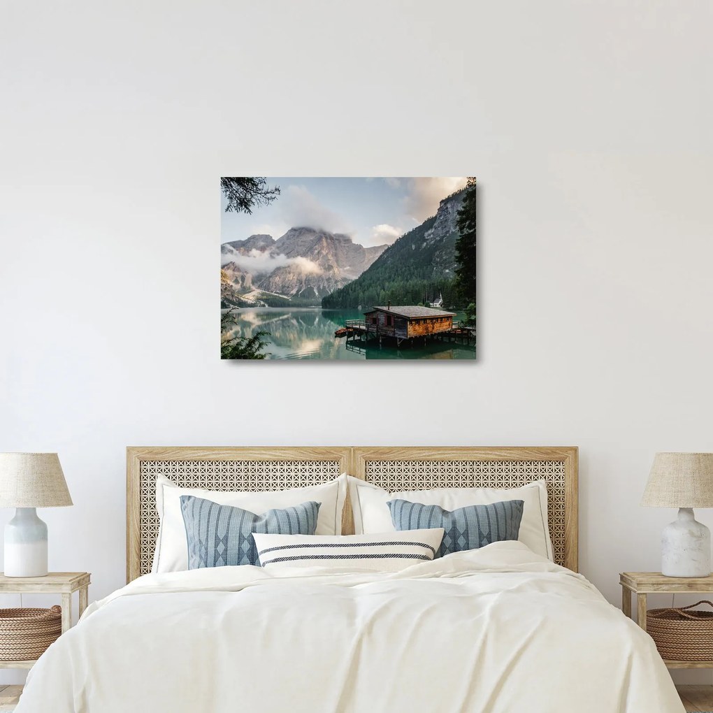 Obraz na szkle - Lake Prags (70x50 cm)