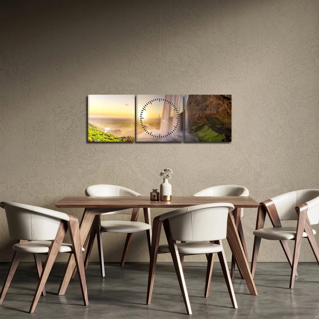 Obraz - Seljalandsfoss od tyłu jaskini (z zegarem) (90x30 cm)
