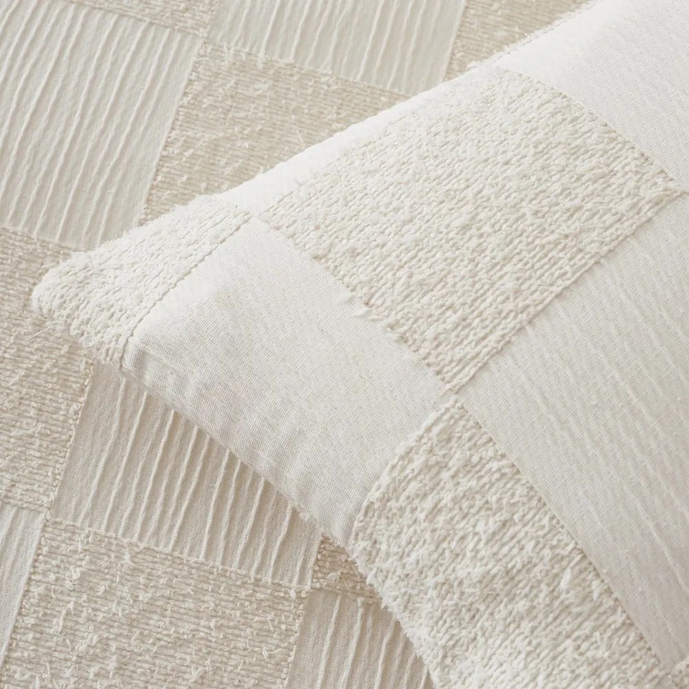 Kremowa pościel jednoosobowa z materiału bouclé 135x200 cm Cosy Checkerboard – Catherine Lansfield
