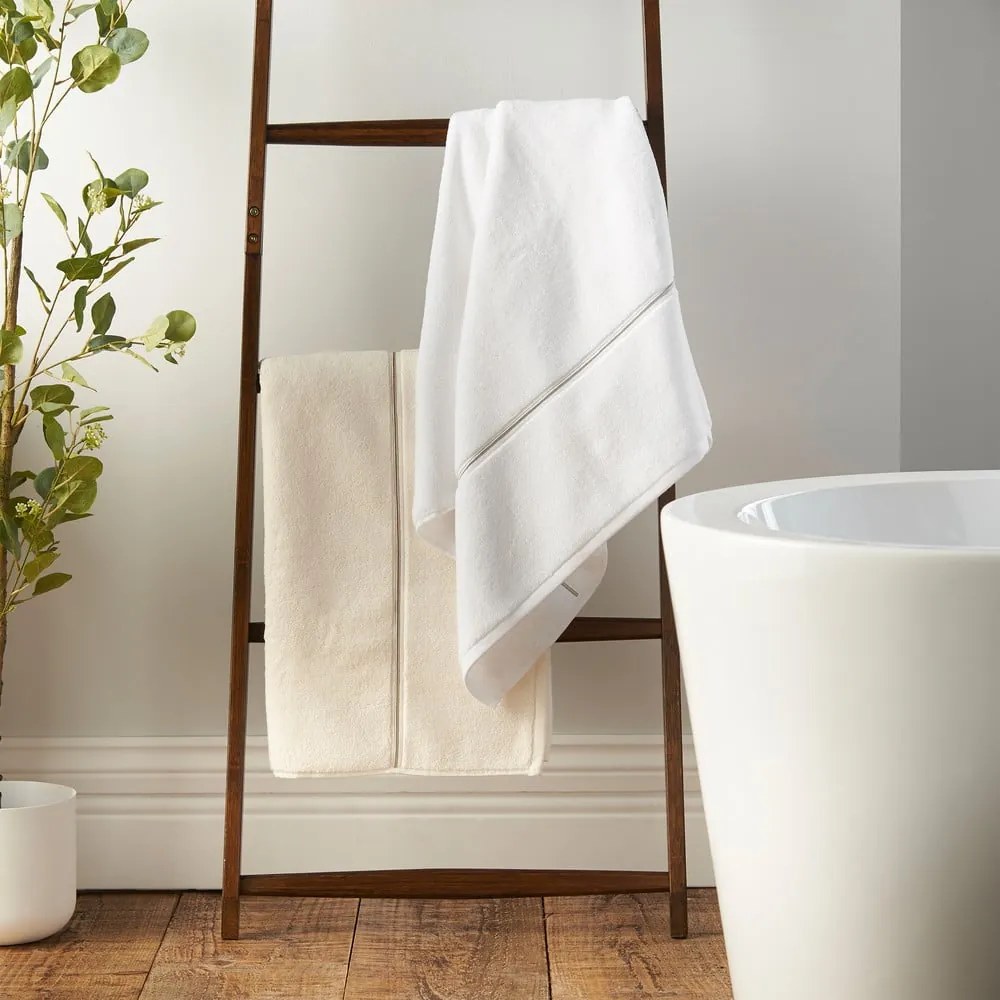 Biały bawełniany ręcznik frotte 50x85 cm Zero Twist – Bianca