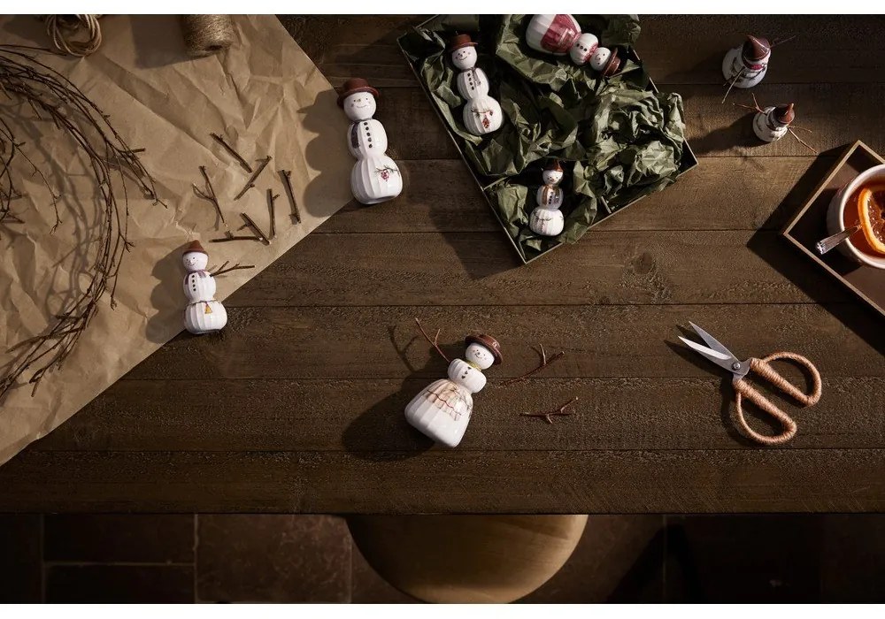 Porcelanowa ręcznie malowana ozdoba świąteczna ø 4,5 cm Hammershøi Snowwife – Kähler Design