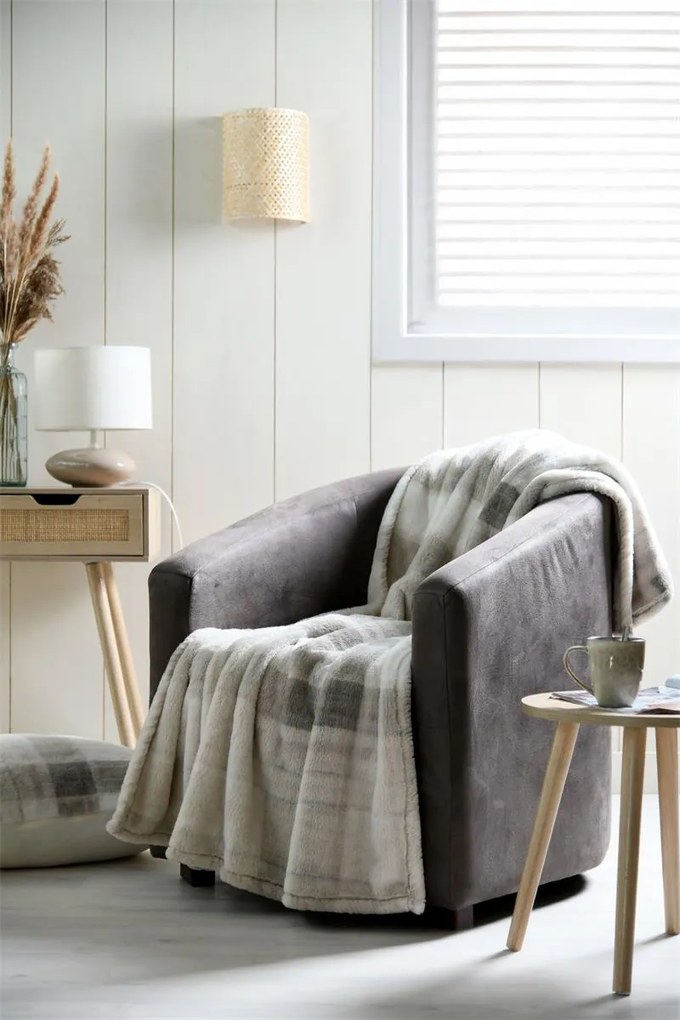 Koc pluszowy SCOTLAND w kratę, 130 x 160 cm