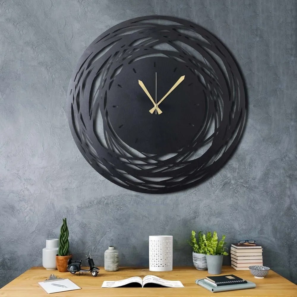 Metalowy zegar ścienny Ball, 70x70 cm