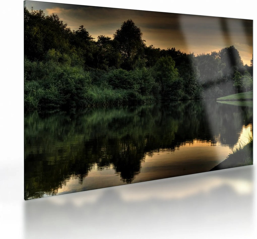 Obraz na szkle - jezioro przy lesie (70x50 cm)
