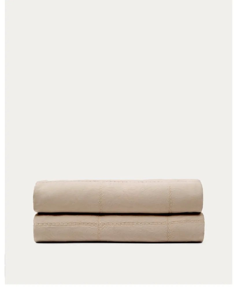 Jasnobrązowa bawełniana narzuta pikowana 240x260 cm Isor – Kave Home