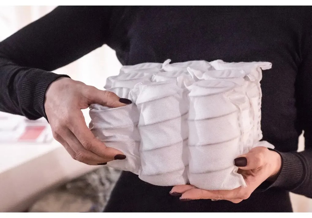 Łóżko młodzieżowe VIVO 80x200 beżowe z tapicerowanym panelem i pojemnikiem na pościel MKPOL