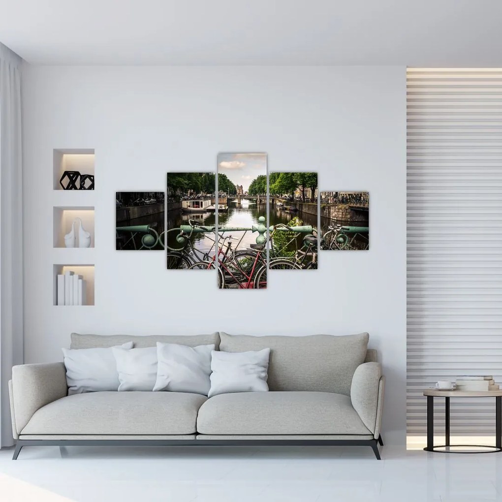 Obraz roweru w mieście (125x70 cm)