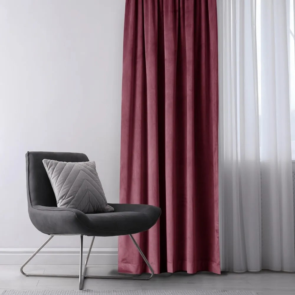 Bordowa/różowa aksamitna zasłona częściowo zaciemniająca (dimout) 140x270 cm Eyelets – Restilo