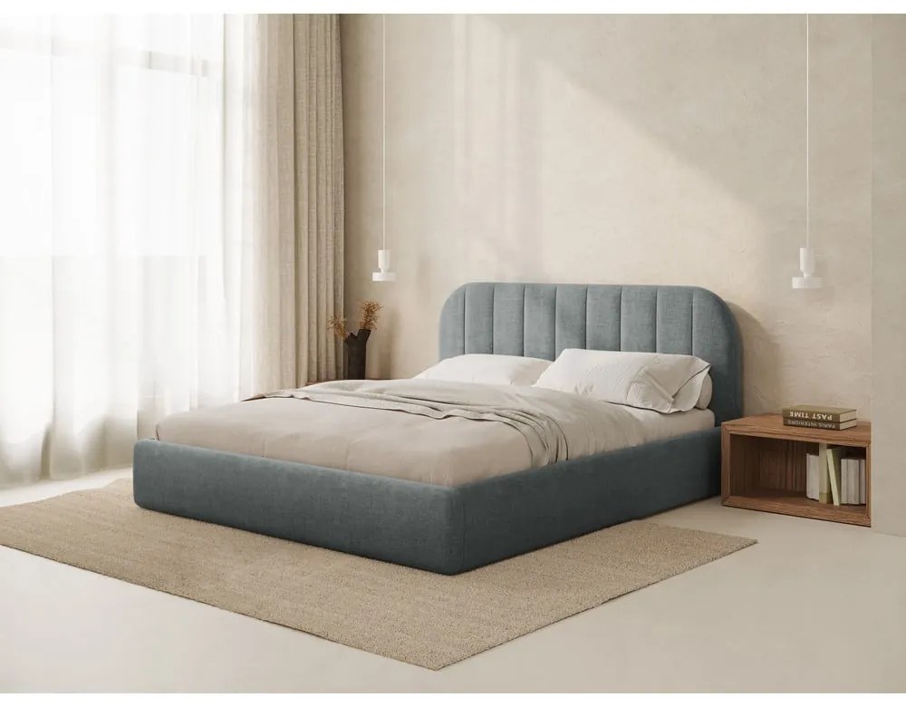 Ciemnoszare tapicerowane łóżko dwuosobowe ze schowkiem ze stelażem 180x200 cm Juno – Windsor &amp; Co Sofas