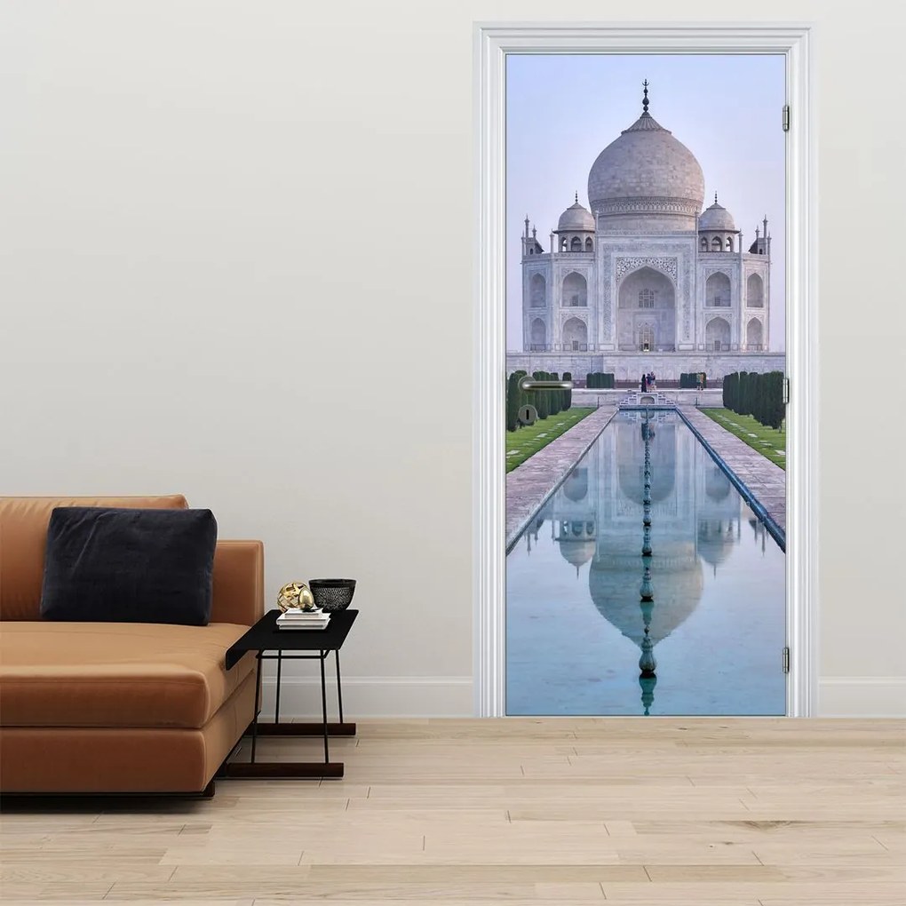 Fototapeta na drzwi - Taj Mahal o wschodzie Słońca (95x205cm)