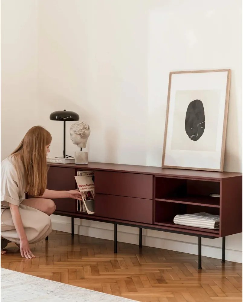 Bordowa szafka pod TV 189x61x42 cm Mod – noo.ma
