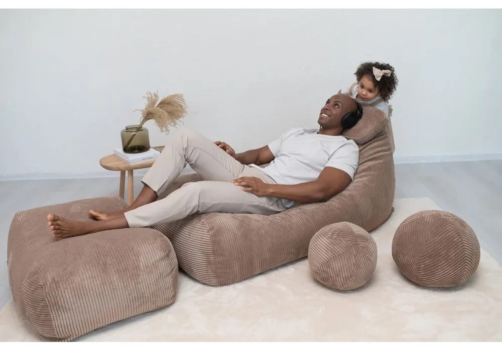 Brązowy worek do siedzenia z materiału bouclé Snug 130 – SLOWDOWN