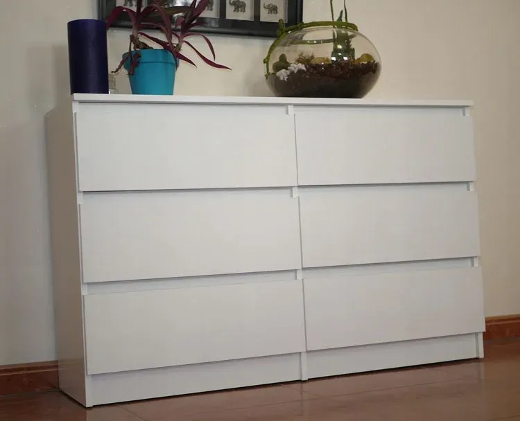 Komplet białych mebli do pokoju komoda i szafa R4-M43