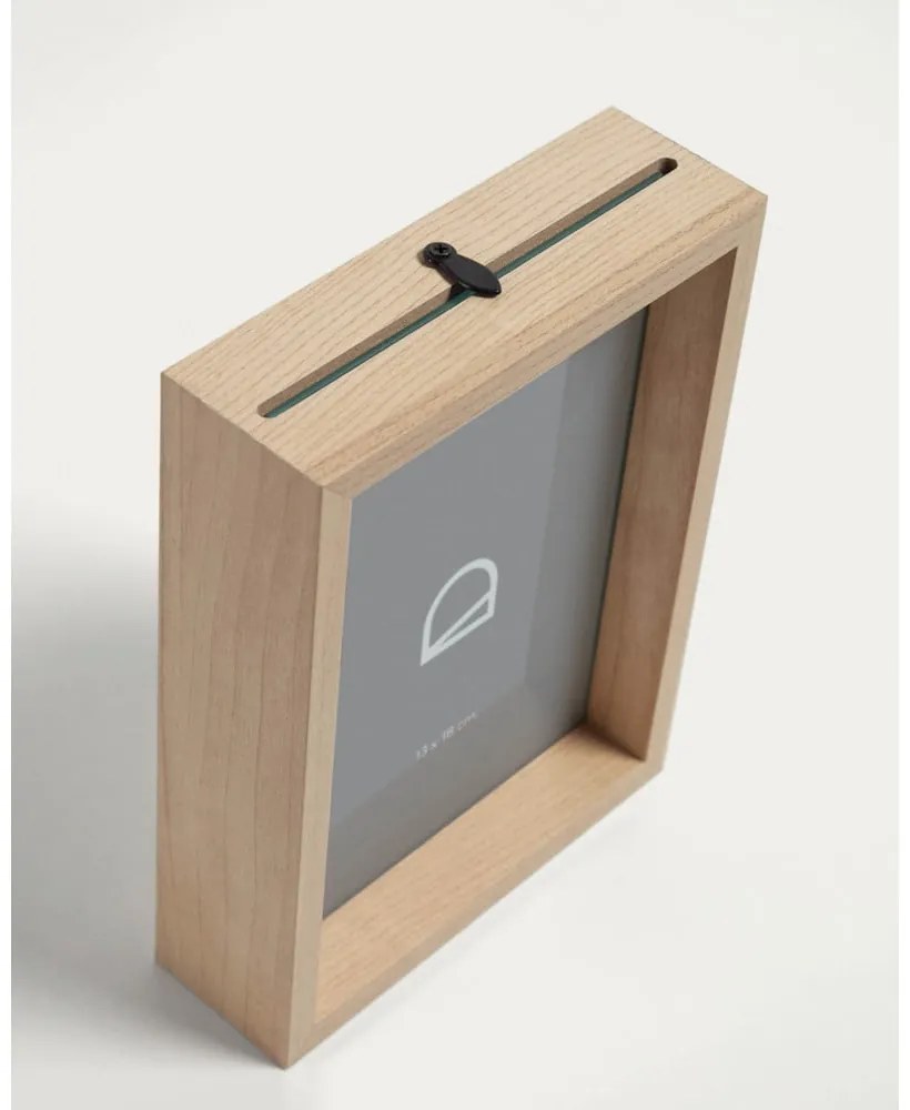 Ramka stojąca w naturalnym kolorze 14,5x19,5 cm Flavina – Kave Home