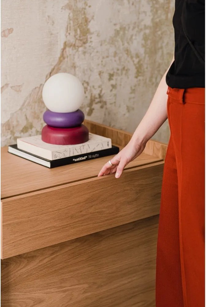 Czerwona/fioletowa lampa stołowa z litego drewna ze szklanym kloszem (wysokość 24 cm) Otem – noo.ma