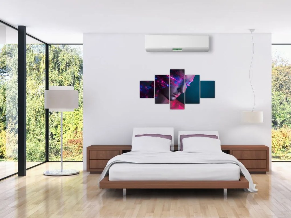 Błyszczący obraz kobiety (125x70 cm)