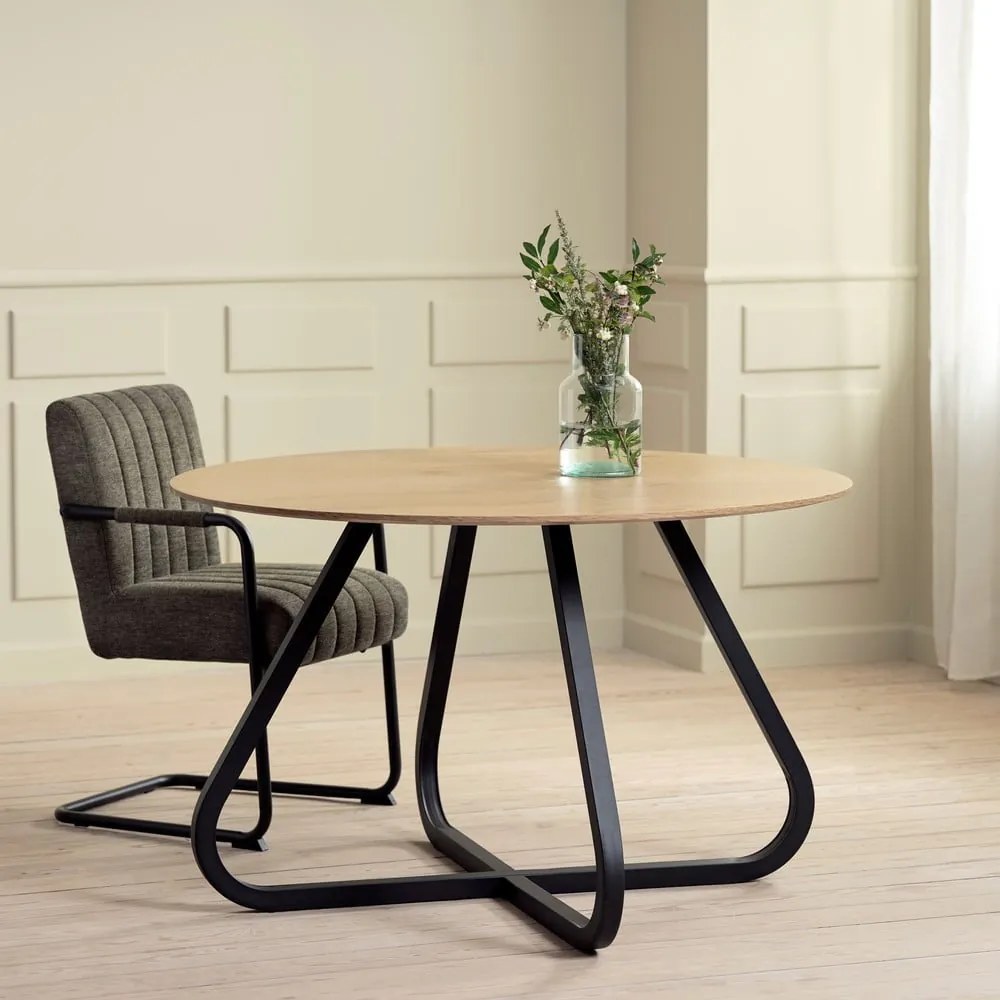 Okrągły stół z blatem w dekorze dębu ø 120 cm Cesura – Unique Furniture