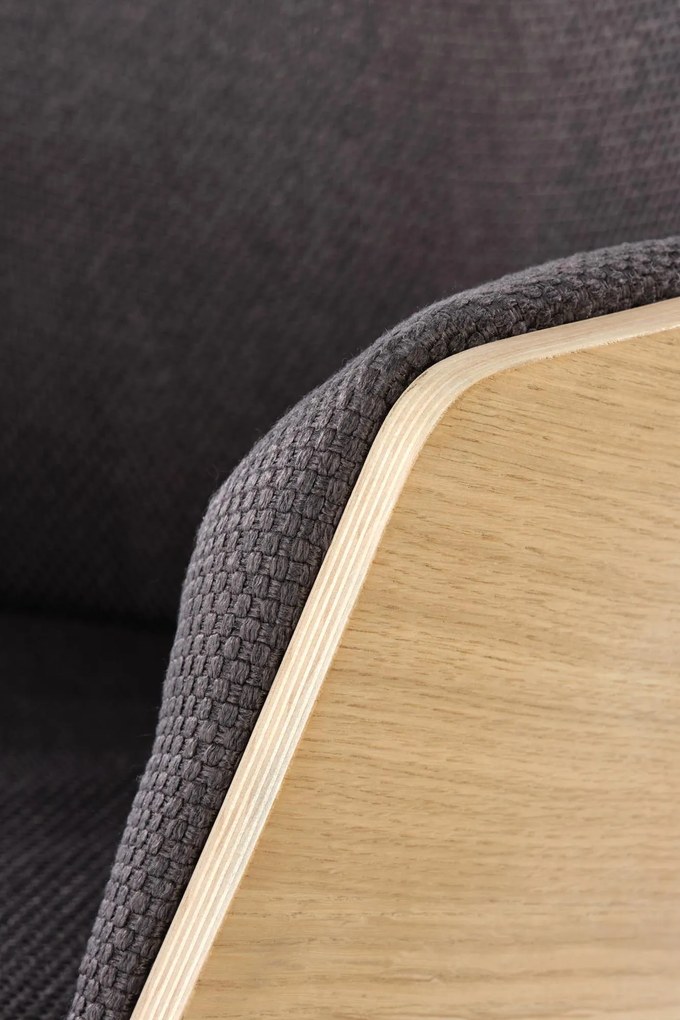 Nowoczesny fotel wypoczynkowy z oparciem ze sklejki Chillout