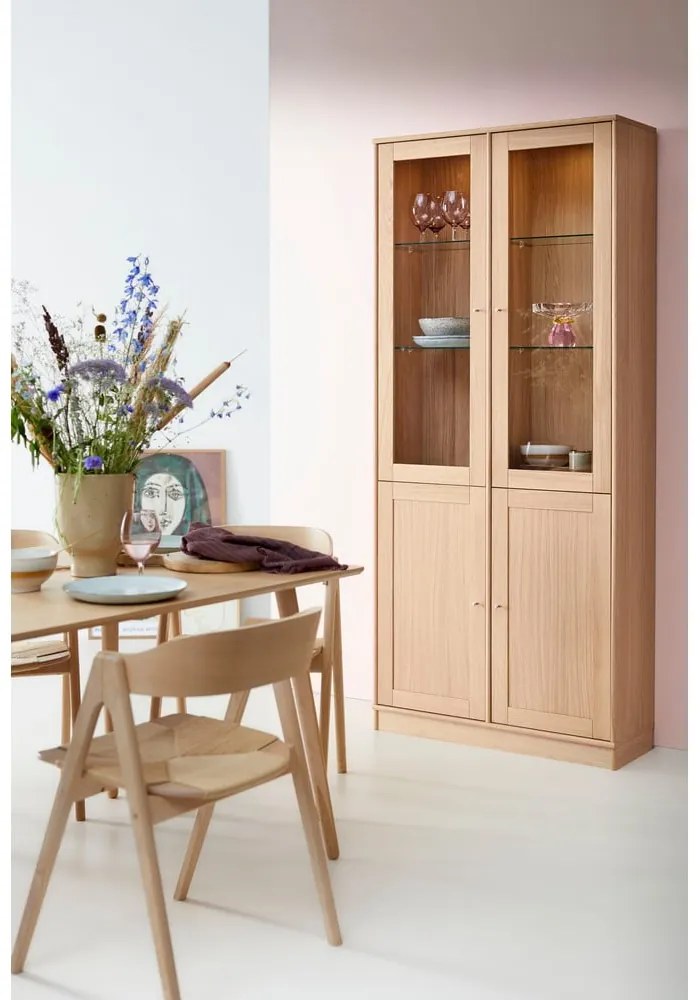 Naturalna witryna w dekorze dębu z oświetleniem 89x199 cm Mistral – Hammel Furniture