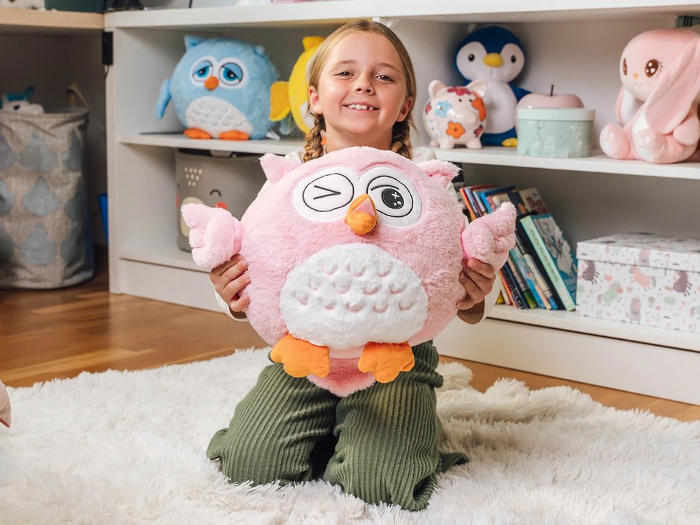 Koc i poduszka-maskotka 3w1 Warm Hug Psotna Sówka   różowy