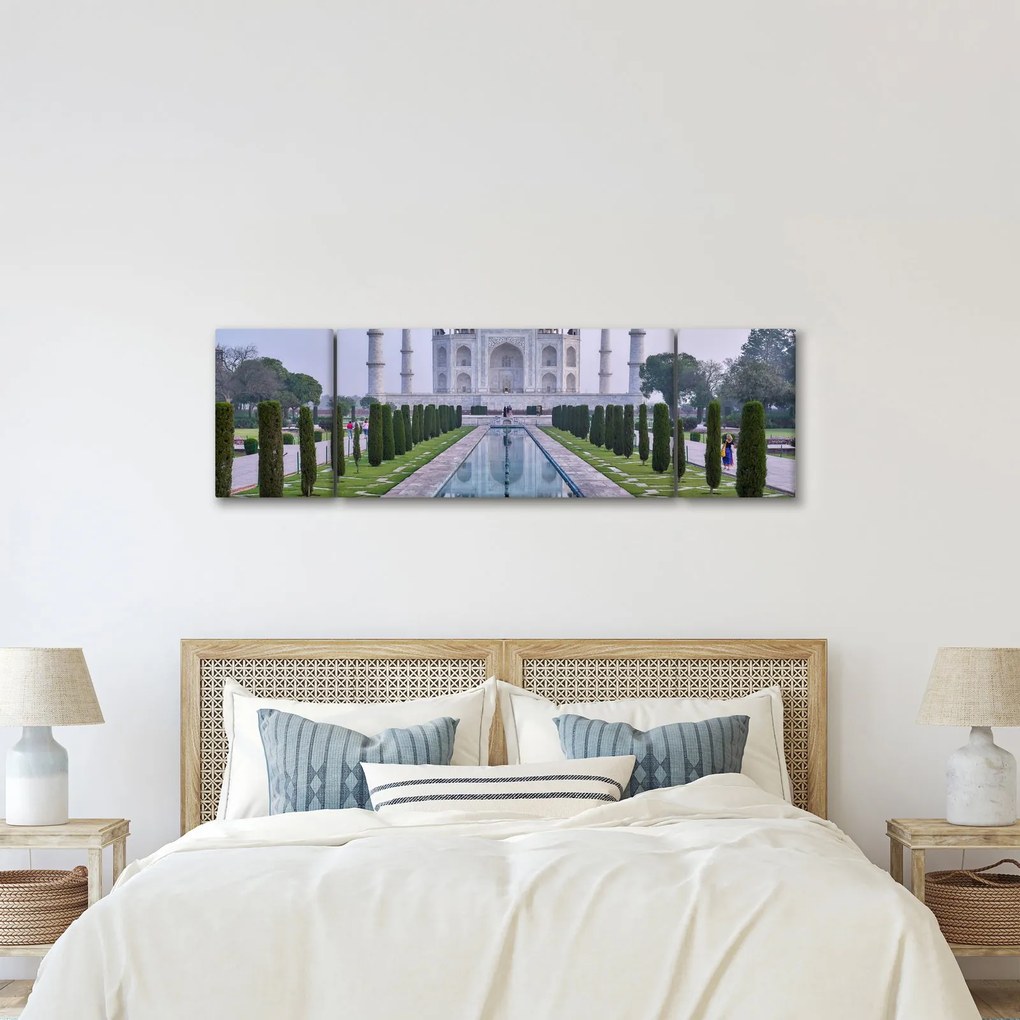 Obraz - Taj Mahal o wschodzie słońca (170x50 cm)