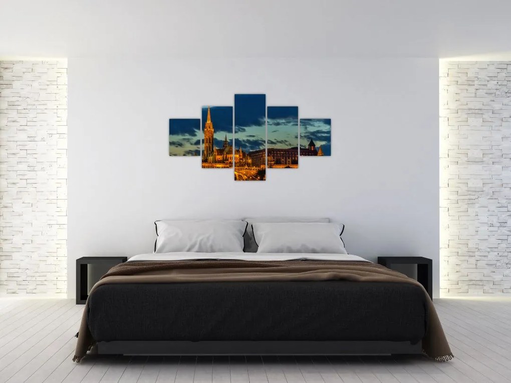 Obraz oświetlonego budynku (125x70 cm)