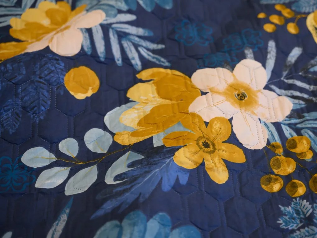 Narzuta na łóżko FLOWERISH HEXAGON, ciemnoniebieski Rozmiar: 170 x 210 cm