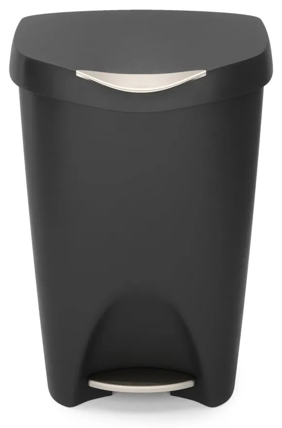 Czarny plastikowy kosz na śmieci z pedałem 50 l Brim – Umbra