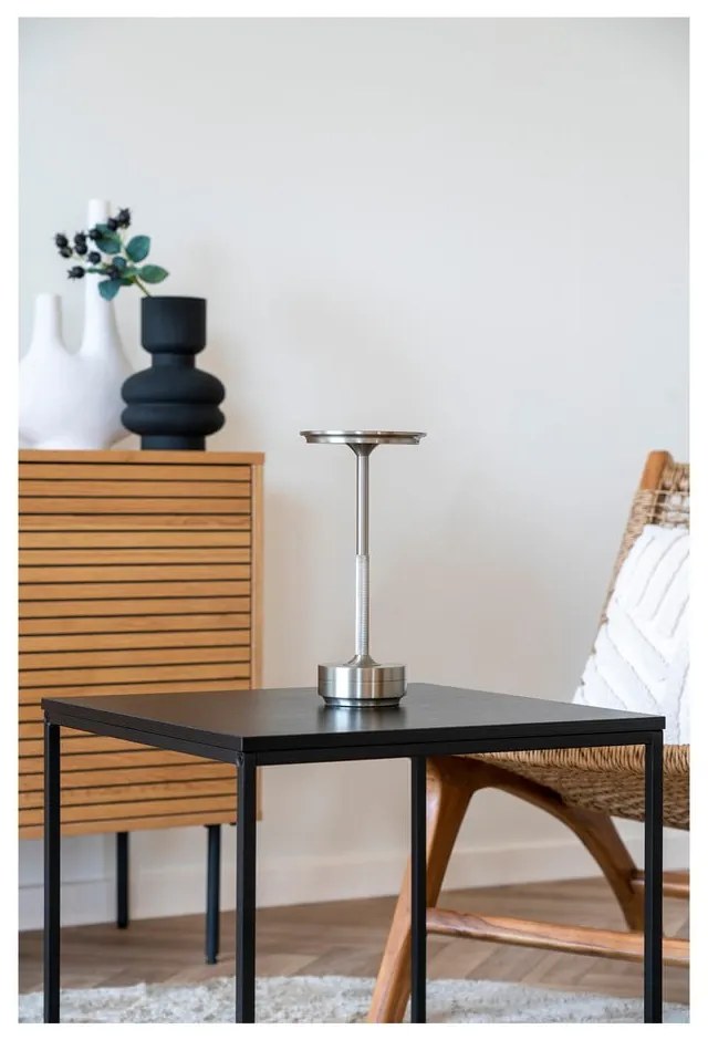 Lampa stołowa LED w kolorze srebra (wysokość 28,5 cm) Lyneham – House Nordic