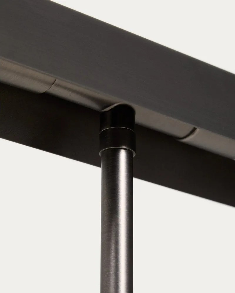 Czarna lampa stojąca (wysokość 121 cm) Lynor – Kave Home