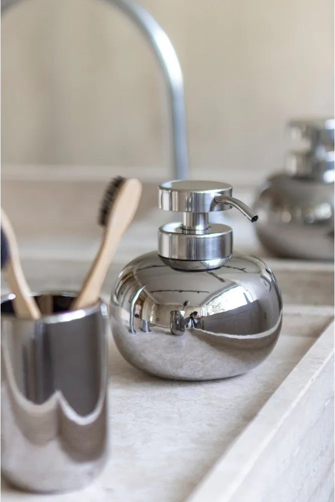 Ceramiczny dozownik do mydła w kolorze srebra 200 ml Lotus – Mette Ditmer Denmark