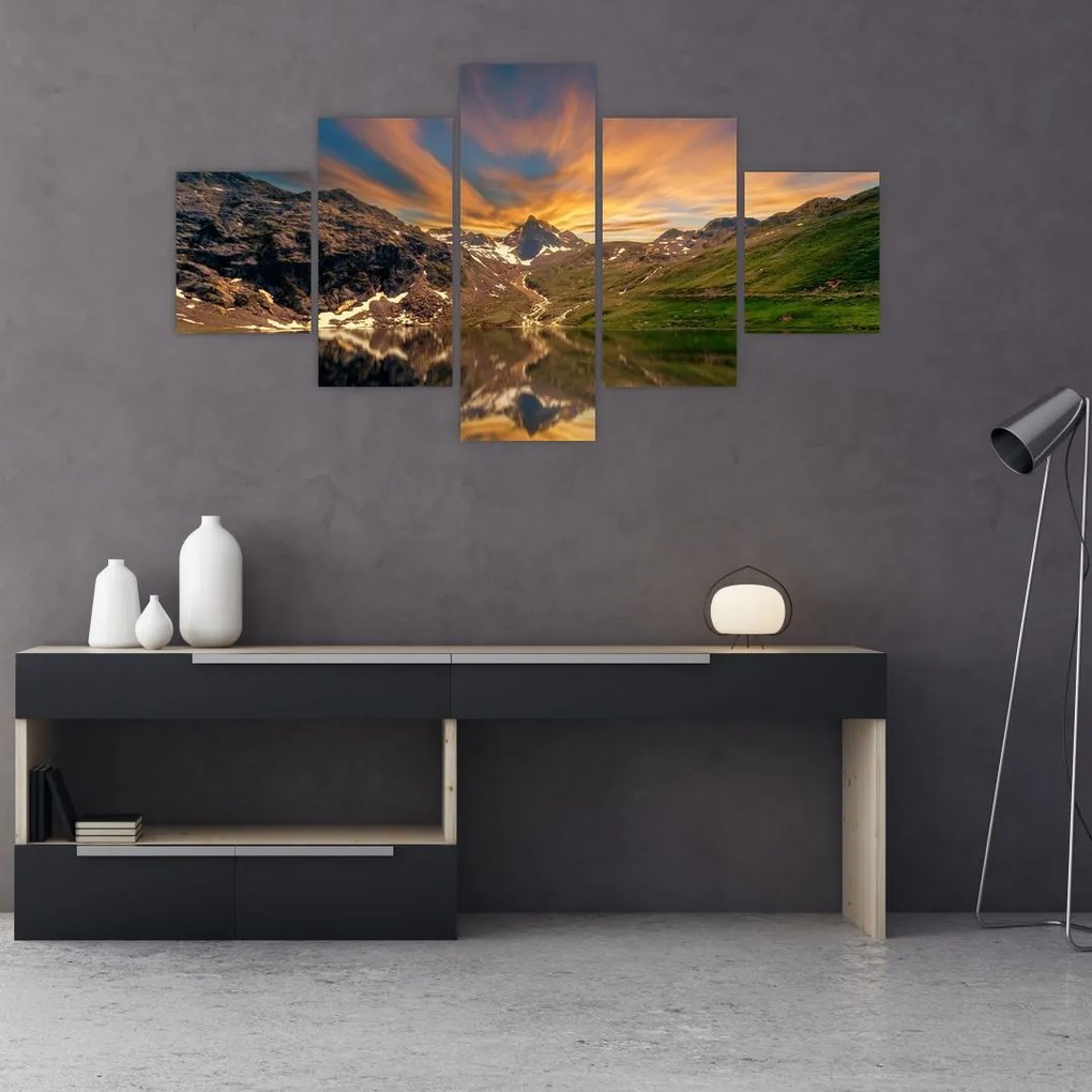 Obraz - Odbicie w górskim jeziorze (125x70 cm)
