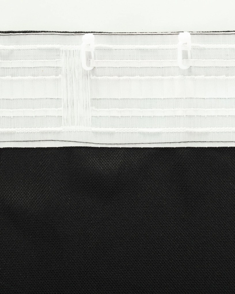 Zasłona BASIC na taśmie marszczącej 140x300cm czarny 1 szt.