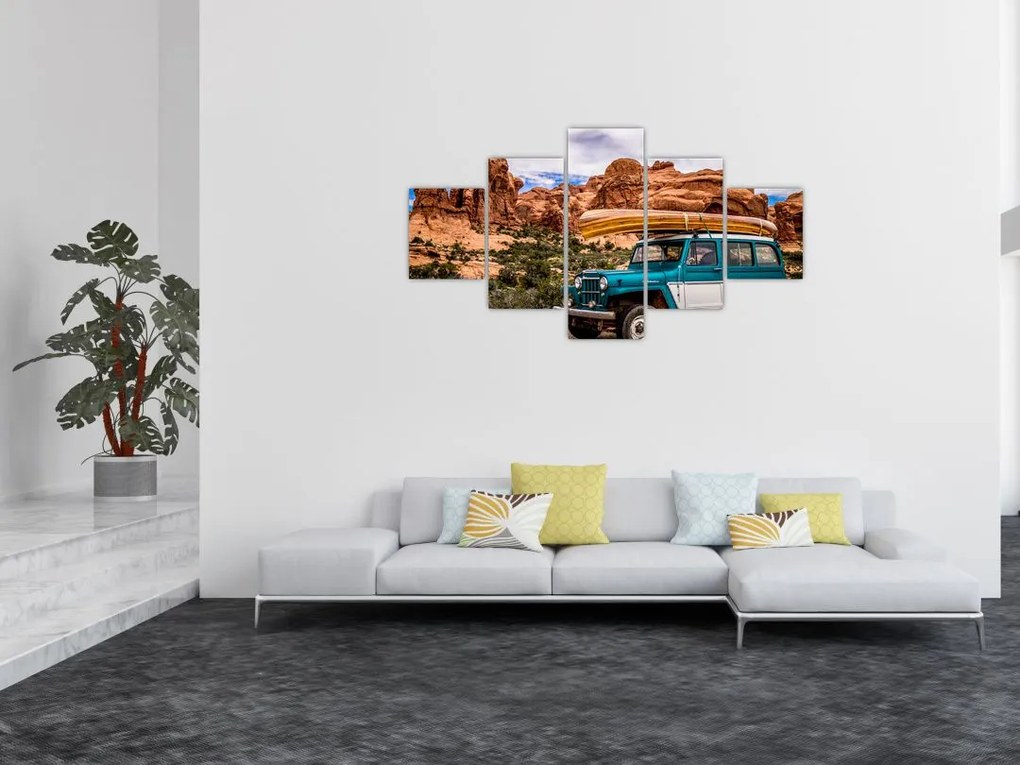 Obraz pojazdu terenowego w górach (125x70 cm)