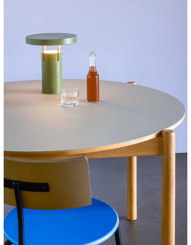 Okrągły stół z litego drewna dębowego ø 115 cm Oblique – Hübsch