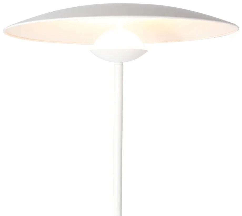 Biała lampa stojąca LED z metalowym kloszem (wysokość 140 cm) Lund – Candellux Lighting