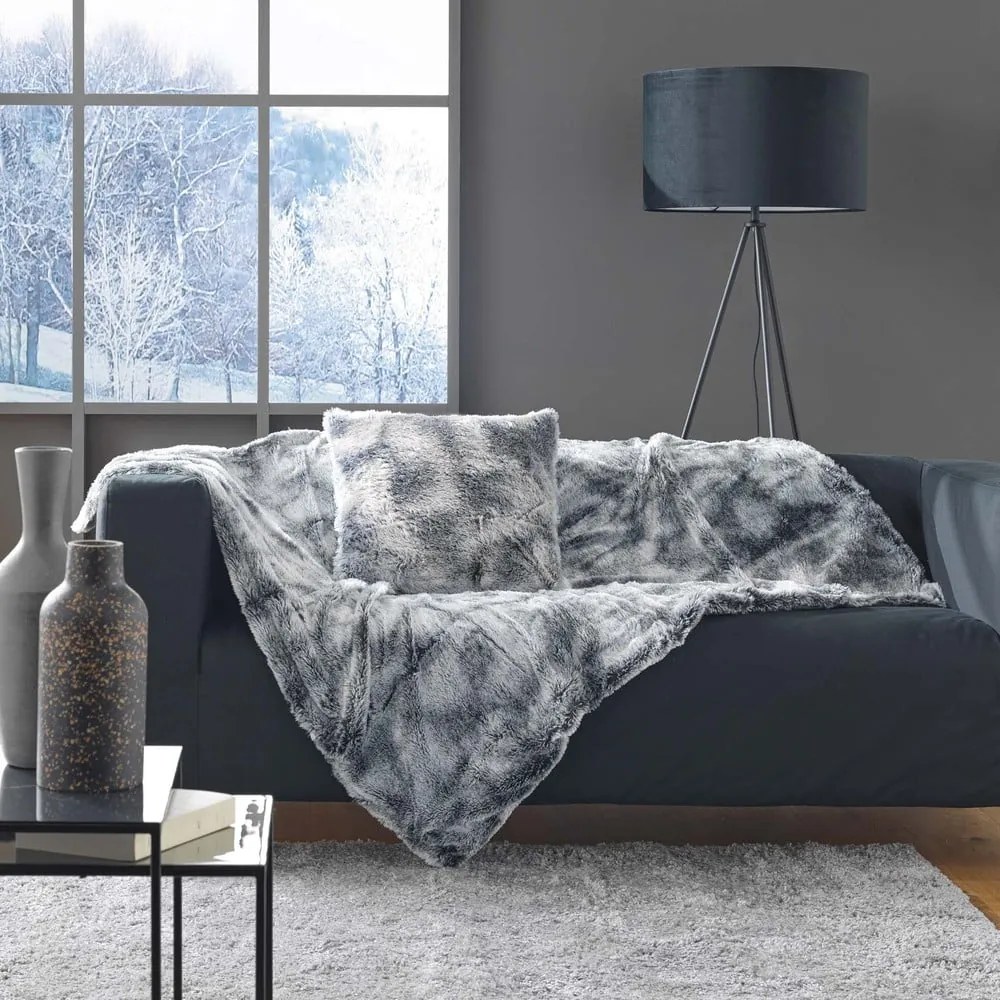 Poduszka dekoracyjna ze sztucznego futra 45x45 cm Antartic – douceur d'intérieur