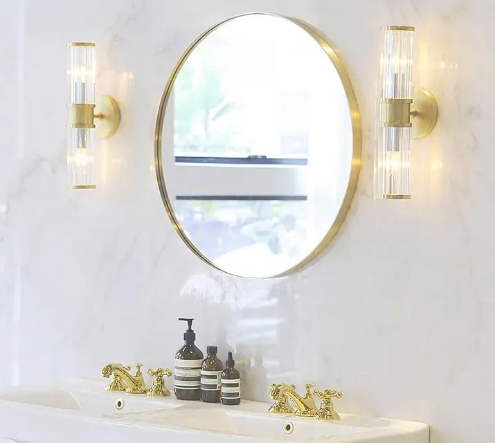 Okrągłe lustro wiszące w złotej ramie 40 cm B2-T70