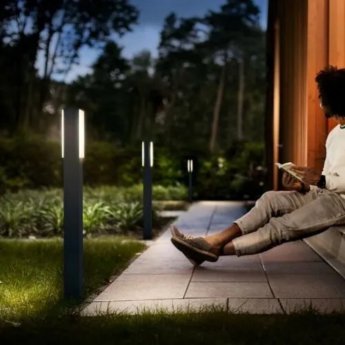 Philips Stratosphere UltraEfficient zewnętrznalampa kolumnowa LED 3,8W 4000K, antracytowa