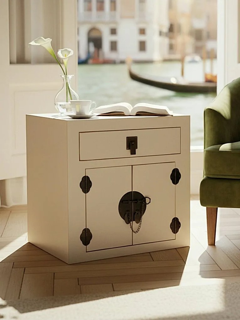 Komoda, stolik nocny, metalowe okucia, styl azjatycki, biały.