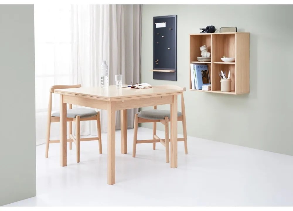 Beżowo-naturalne krzesło z litego drewna dębowego Dora – Hammel Furniture