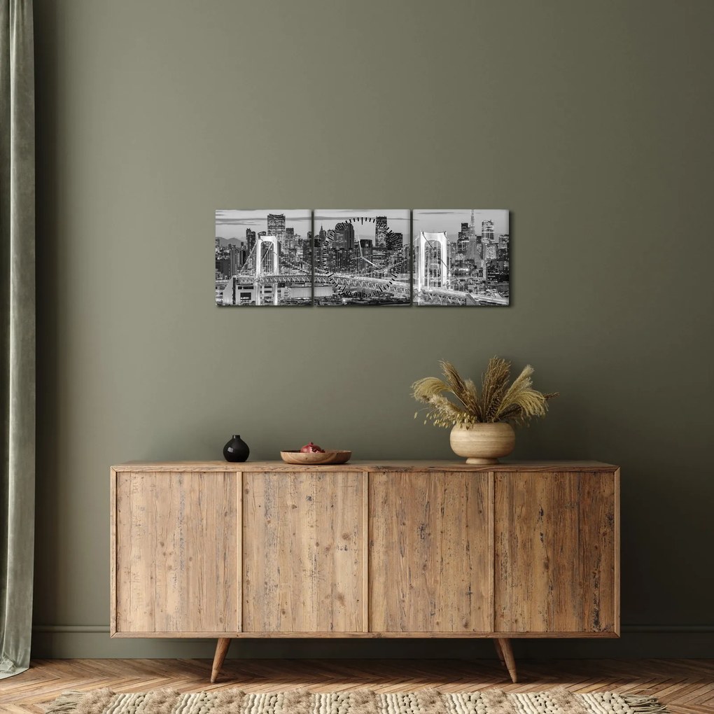 Obraz - Czarno-białe duże miasto (z zegarem) (90x30 cm)