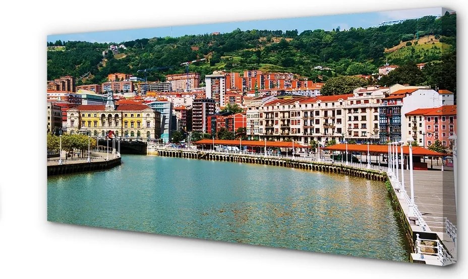 Duży obraz na płótnie Miasto w Dolinie Górskiej Rzeki