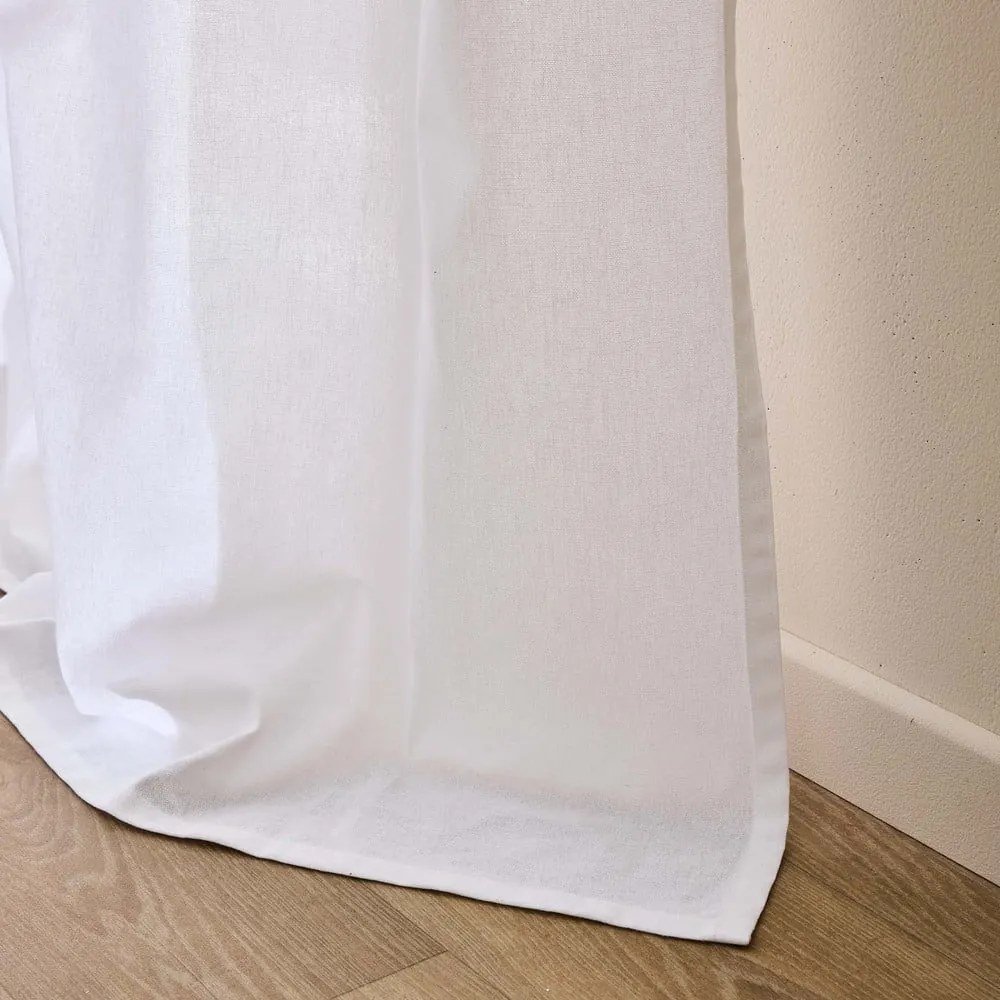 Biała zasłona z mieszanki bawełny 140x240 cm Duchesse – douceur d'intérieur
