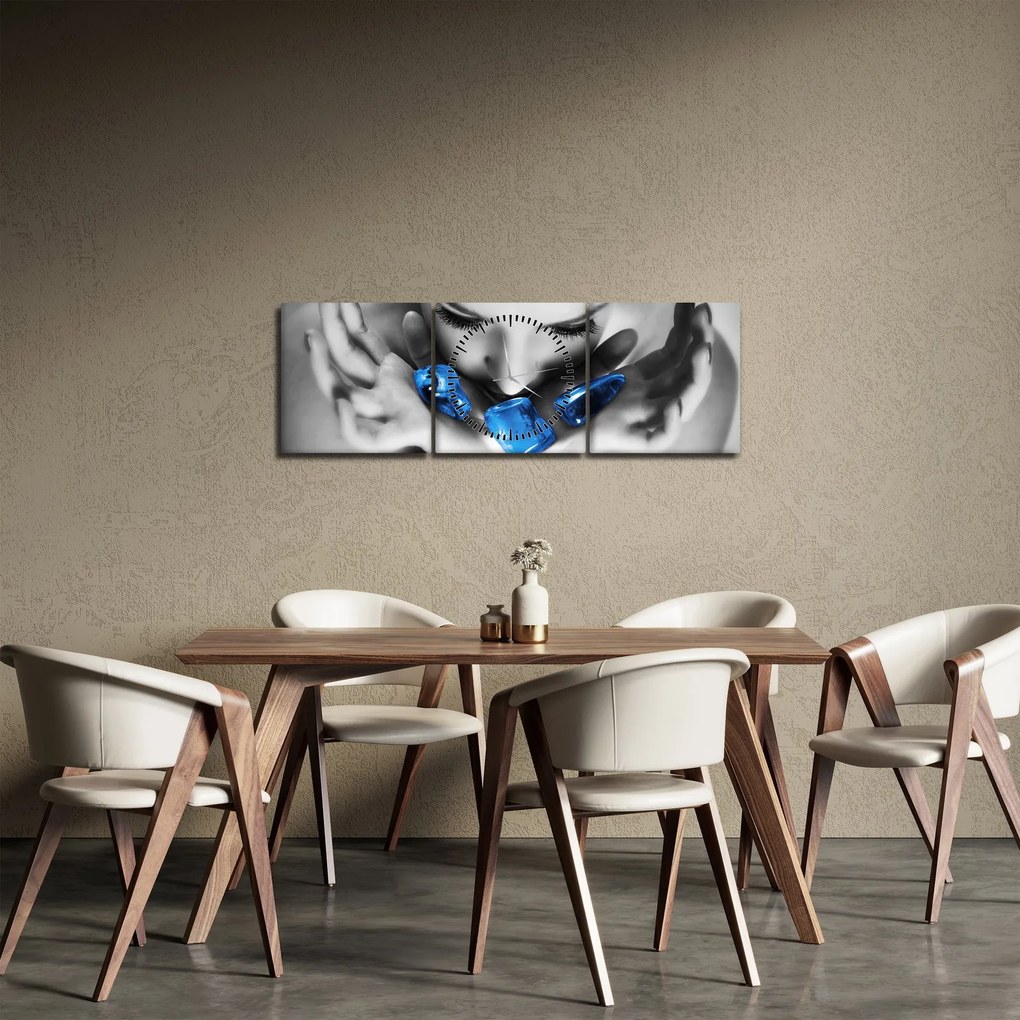 Obraz portretu kobiety z kamieniami (z zegarem) (90x30 cm)